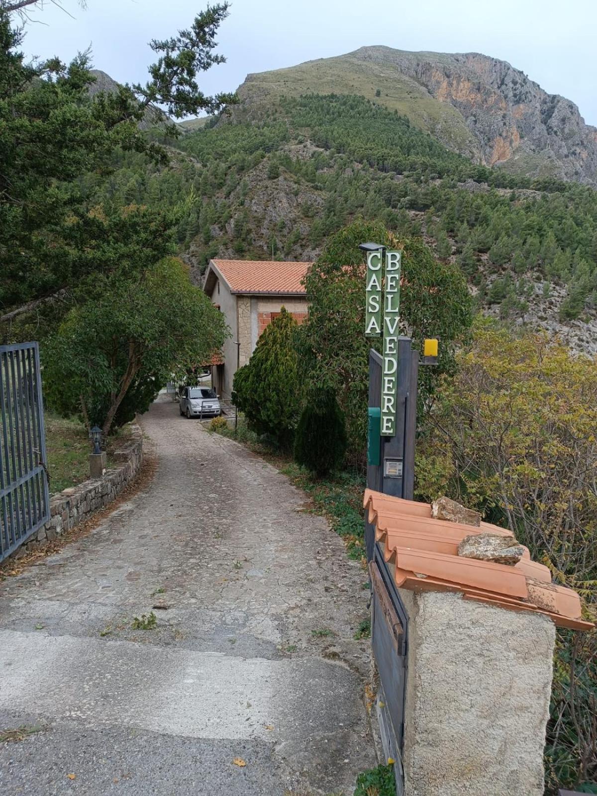 Casa Belvedere Isnello Exterior photo
